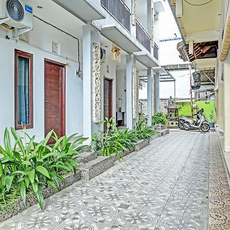 סמיניאק Oyo 91080 Kubu D&D Guesthouse מראה חיצוני תמונה
