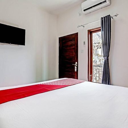 סמיניאק Oyo 91080 Kubu D&D Guesthouse מראה חיצוני תמונה
