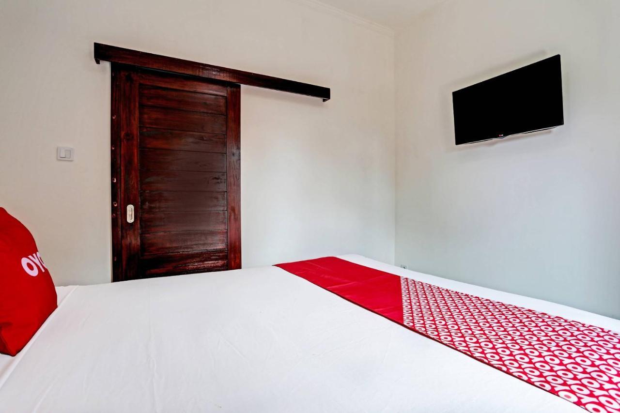 סמיניאק Oyo 91080 Kubu D&D Guesthouse מראה חיצוני תמונה
