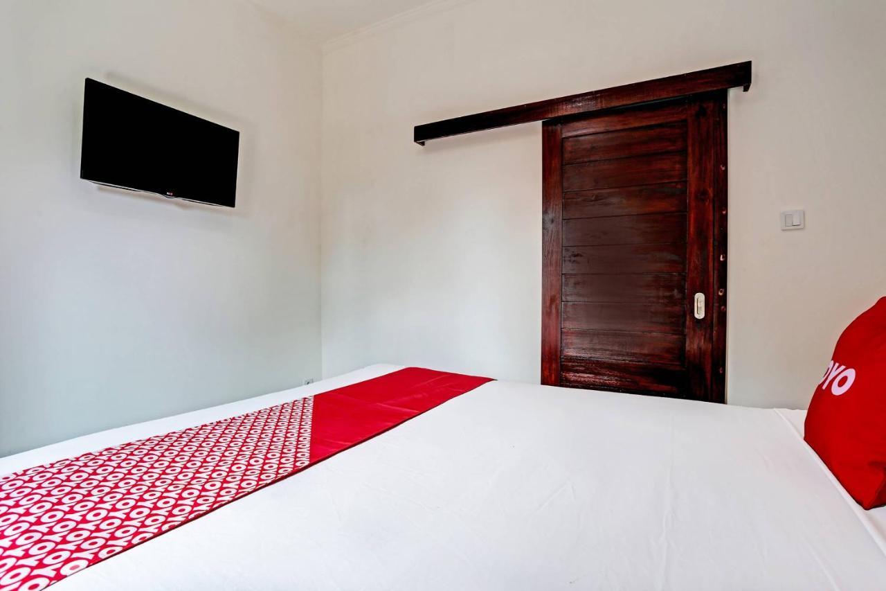 סמיניאק Oyo 91080 Kubu D&D Guesthouse מראה חיצוני תמונה